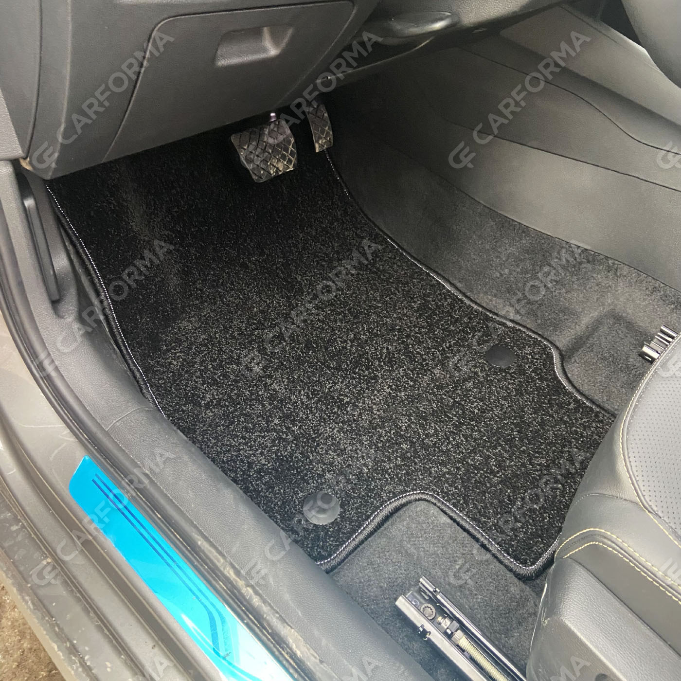 Ворсовые коврики на Audi Q2L 2016&nbsp;-&nbsp;2026 в Магнитогорске