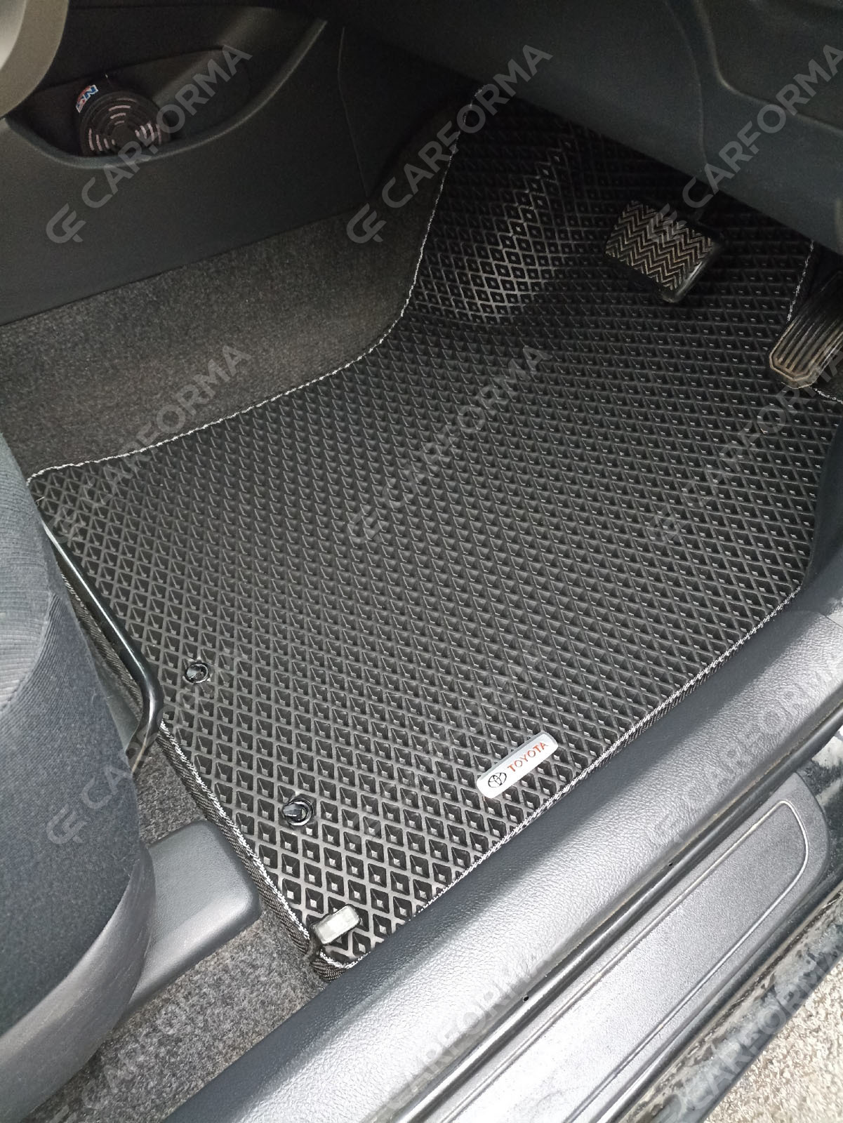 EVA коврики на Toyota Corolla Fielder (E14) 2006&nbsp;-&nbsp;2012 в Магнитогорске