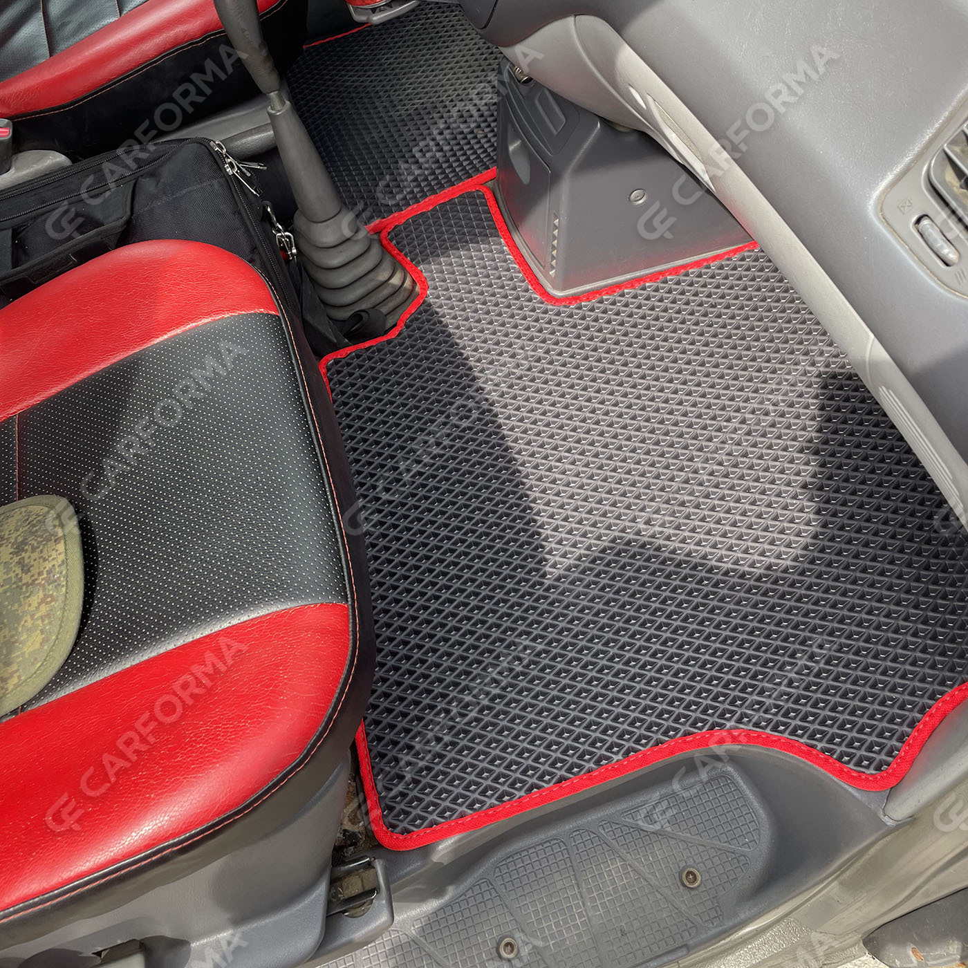 Коврики на Mitsubishi Space Gear 1994&nbsp;-&nbsp;2007 в Магнитогорске