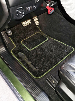 Коврики на Dodge Challenger III 2008&nbsp;-&nbsp;2023 в Магнитогорске