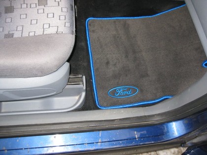 Ворсовые коврики на Ford C-Max 2003 - 2010 в Магнитогорске