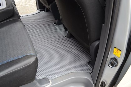Коврики на Toyota Voxy (R70) 2007 - 2013 в Магнитогорске