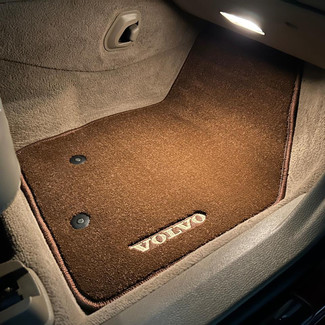 Коврики на Volvo XC90 I 2002 - 2014 в Магнитогорске