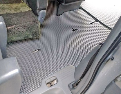 Коврики на Toyota Voxy (R70) 2007 - 2013 в Магнитогорске