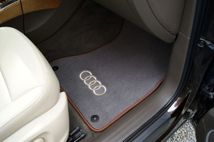 Коврики на Audi Q5 I 2008 - 2017 в Магнитогорске