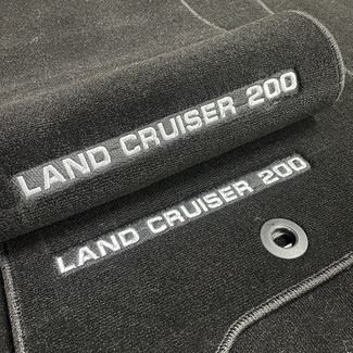 Коврики на Toyota Land Cruiser 200 2007 - 2021 в Магнитогорске
