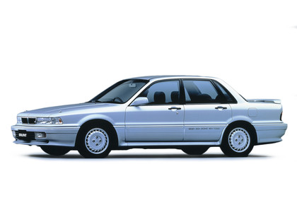 Коврики на Mitsubishi Galant VI 1987 - 1993 в Магнитогорске