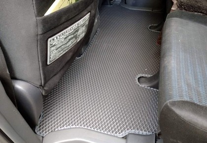 Коврики на Toyota Voxy (R70) 2007 - 2013 в Магнитогорске