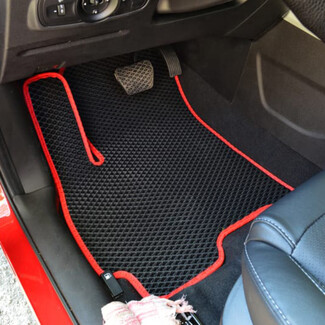 Коврики на Tenet T4 2025 - 2025 в Магнитогорске