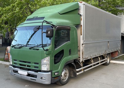 Коврики на Isuzu Forward V широкая кабина 2007 - 2025 в Магнитогорске