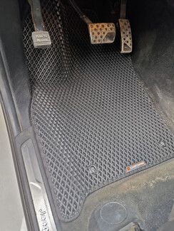 Ворсовые коврики на Jeep Grand Cherokee (WK2) 2010 - 2022 в Магнитогорске Ворсовые коврики на Jeep Grand Cherokee (WK2) 2010 - 2022 в Магнитогорске