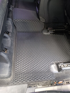 Ворсовые коврики на Jeep Grand Cherokee (WK2) 2010 - 2022 в Магнитогорске Ворсовые коврики на Jeep Grand Cherokee (WK2) 2010 - 2022 в Магнитогорске