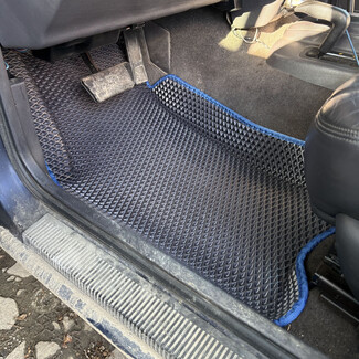 EVA коврики на Jeep Grand Cherokee (ZJ) 1992 - 1999 в Магнитогорске EVA коврики на Jeep Grand Cherokee (ZJ) 1992 - 1999 в Магнитогорске