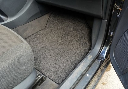 Коврики на Toyota Auris I 2006 - 2012 в Магнитогорске