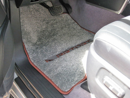 Коврики на Toyota Land Cruiser 200 2007 - 2021 в Магнитогорске