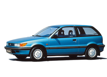 Коврики на Mitsubishi Colt III 1988 - 1992 в Магнитогорске