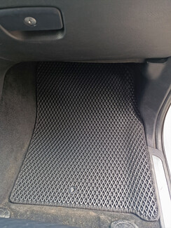 Ворсовые коврики на Jeep Grand Cherokee (WK2) 2010 - 2022 в Магнитогорске Ворсовые коврики на Jeep Grand Cherokee (WK2) 2010 - 2022 в Магнитогорске