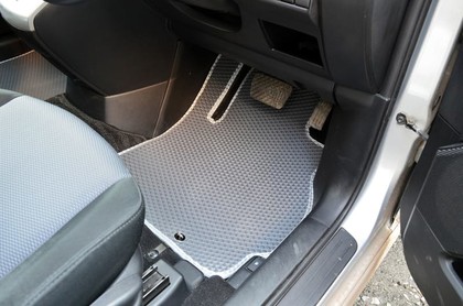 Ворсовые коврики на Mazda Premacy II 2005 - 2010 в Магнитогорске