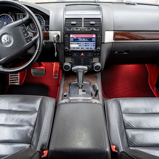 Коврики на Volkswagen Touareg I 2002 - 2010 в Магнитогорске