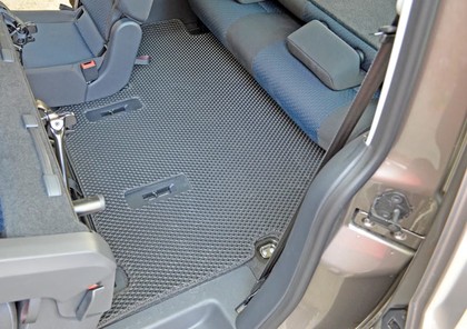 Ворсовые коврики на Volkswagen Caddy (2K) 2003 - 2020 в Магнитогорске