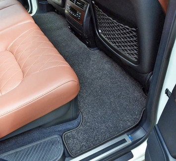 Коврики на Toyota Land Cruiser 200 2007 - 2021 в Магнитогорске