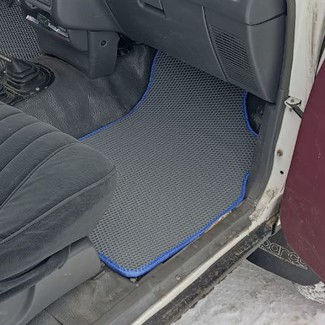 Коврики на Toyota 4runner II 1989 - 1995 в Магнитогорске