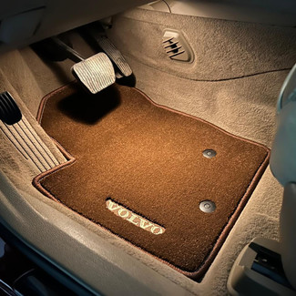 Коврики на Volvo XC90 I 2002 - 2014 в Магнитогорске