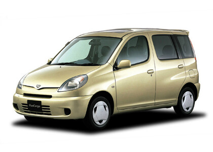 Коврики на Toyota Funcargo 1999 - 2006 в Магнитогорске