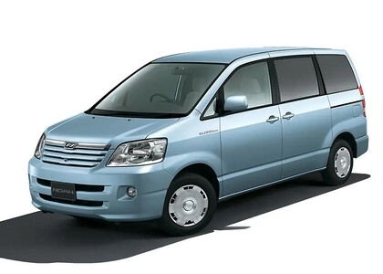 Ворсовые коврики на Toyota Noah (R60) 2001 - 2007 в Магнитогорске