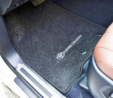 Коврики на Toyota Land Cruiser 200 2007 - 2021 в Магнитогорске