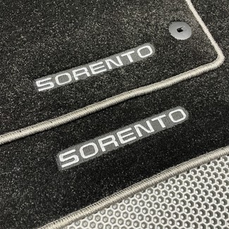 Ворсовые коврики на KIA Sorento II рестайлинг 2012 - 2021 в Магнитогорске