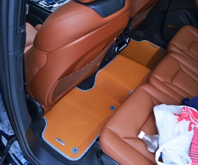 Коврики на Audi Q7 II 2015 - 2025 в Магнитогорске