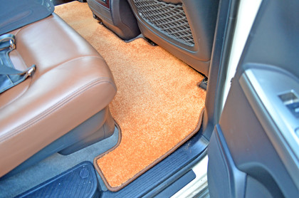 Коврики на Toyota Land Cruiser 200 2007 - 2021 в Магнитогорске