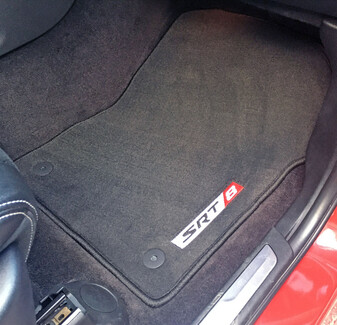 Ворсовые коврики на Jeep Grand Cherokee (WK2) 2010 - 2022 в Магнитогорске Ворсовые коврики на Jeep Grand Cherokee (WK2) 2010 - 2022 в Магнитогорске