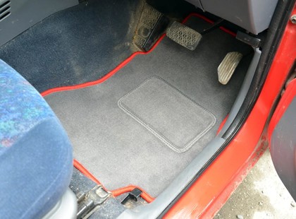 Коврики на Toyota Cami 1999 - 2006 в Магнитогорске