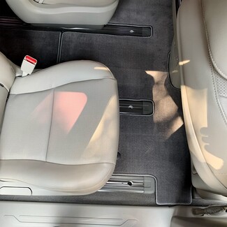 Ворсовые коврики на KIA Carnival III 9 мест и 11 мест 2014 - 2021 в Магнитогорске Ворсовые коврики на KIA Carnival III 9 мест и 11 мест 2014 - 2021 в Магнитогорске