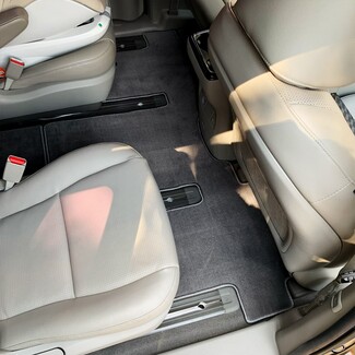 Ворсовые коврики на KIA Carnival III 9 мест и 11 мест 2014 - 2021 в Магнитогорске Ворсовые коврики на KIA Carnival III 9 мест и 11 мест 2014 - 2021 в Магнитогорске